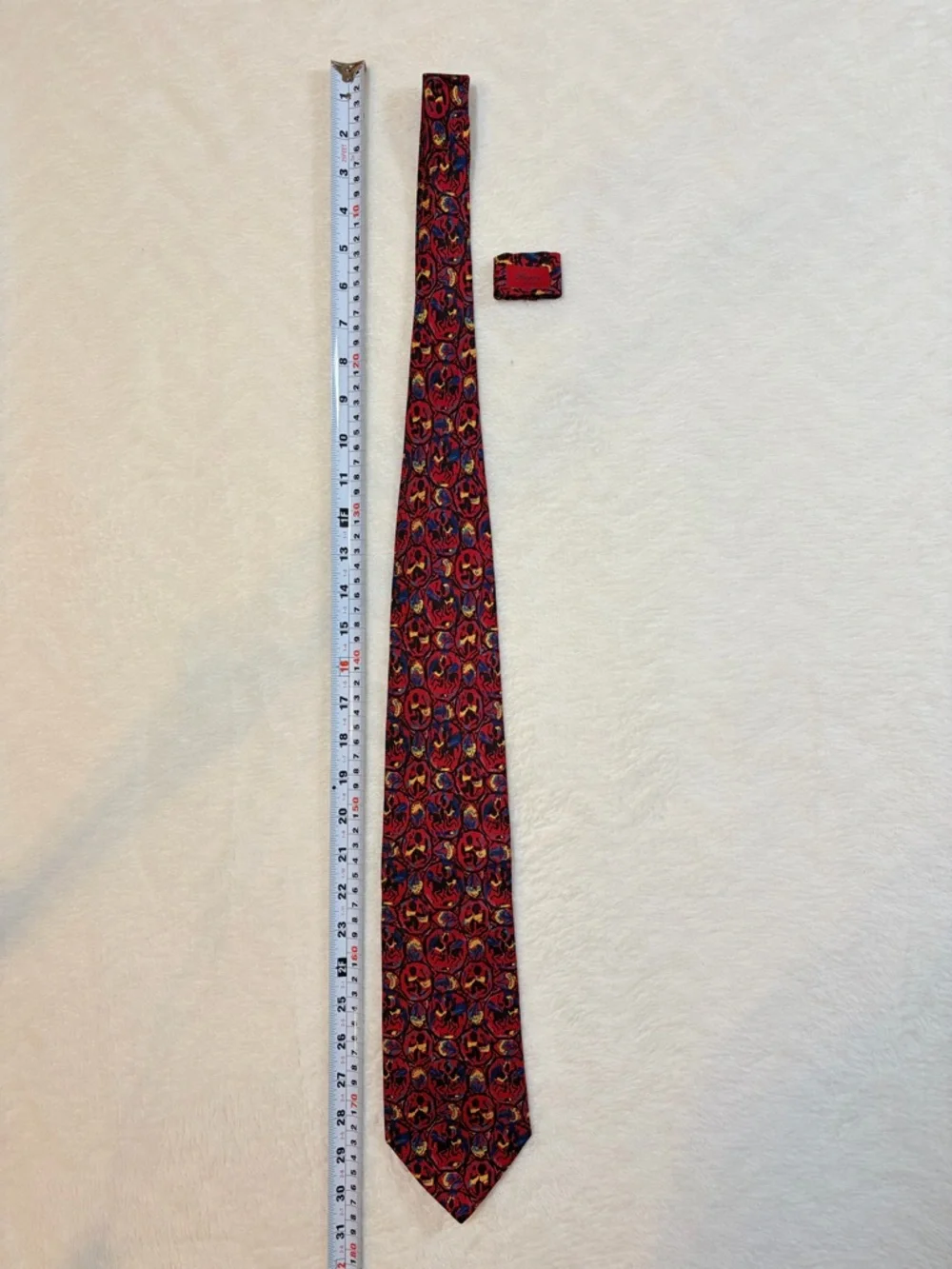 Brioni Men's‎ Roman Soldiers Abstract Red Black Yellow Blue Silk 2 Piece Tie Set